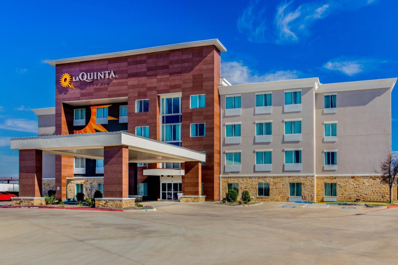 La Quinta Inn & Suites By Wyndham Northlake Ft. Worth Elizabethtown Exteriör bild