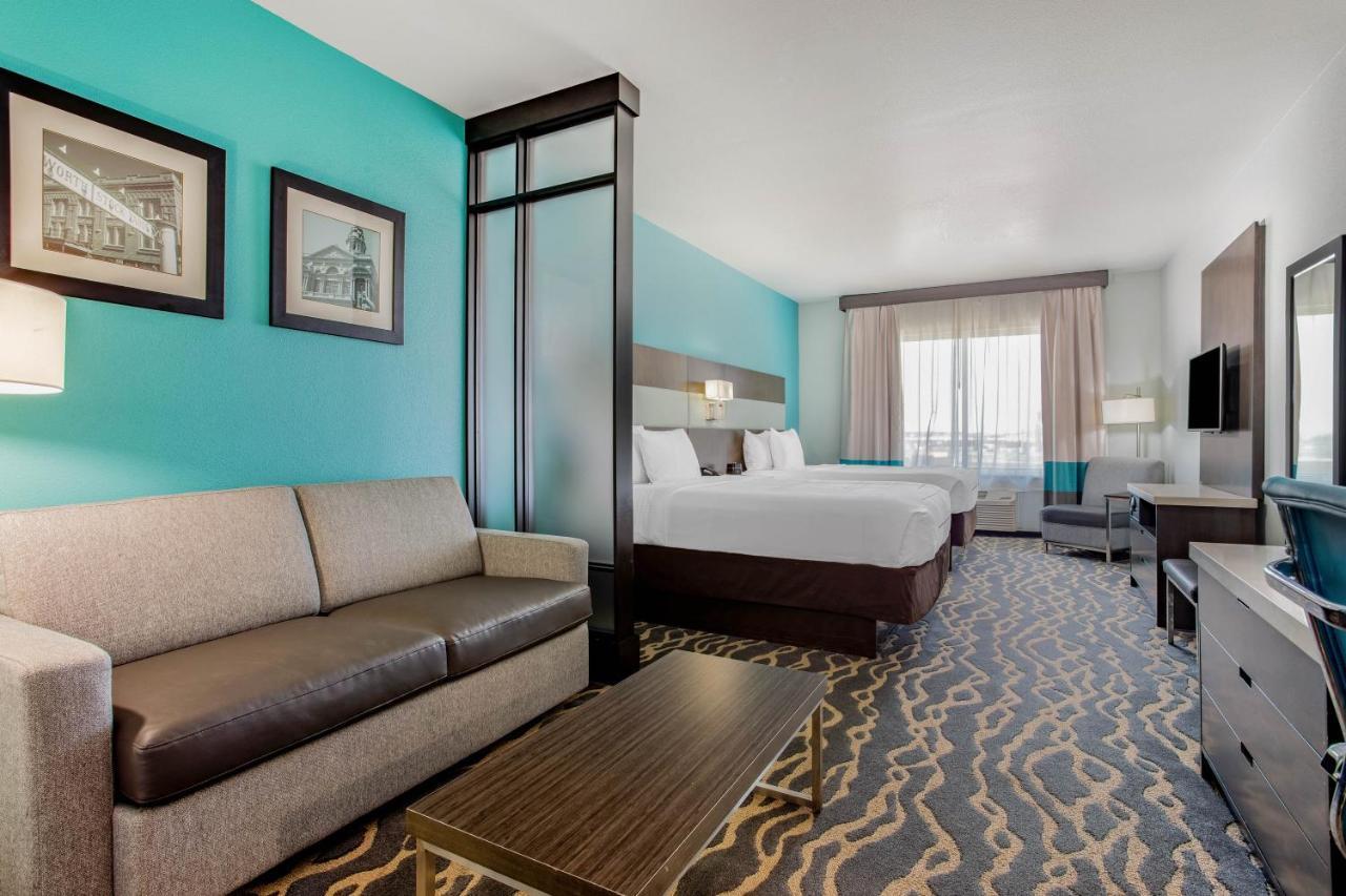 La Quinta Inn & Suites By Wyndham Northlake Ft. Worth Elizabethtown Exteriör bild