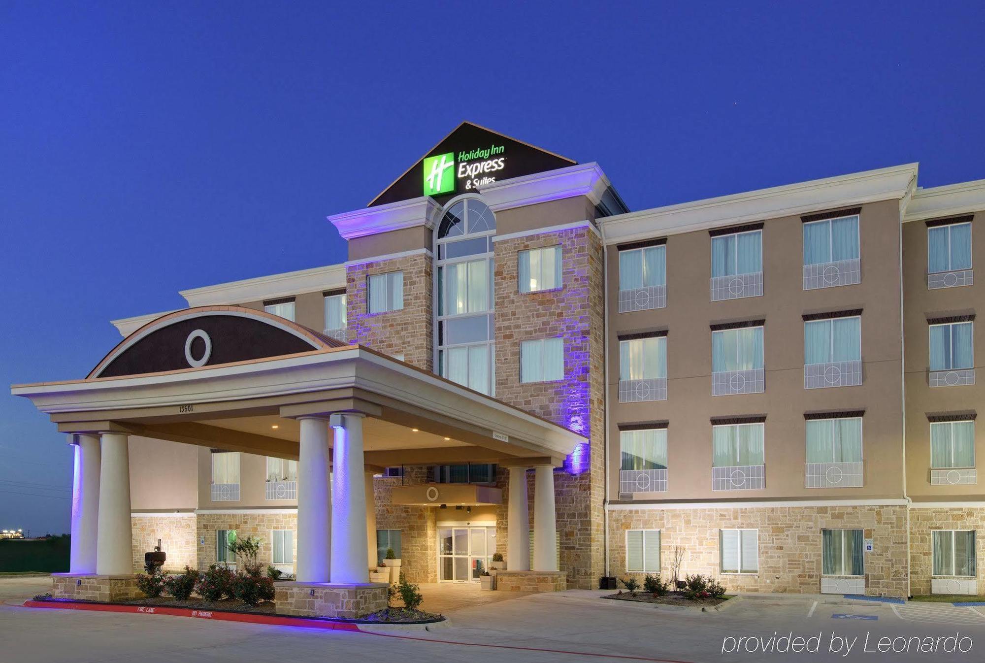 La Quinta Inn & Suites By Wyndham Northlake Ft. Worth Elizabethtown Exteriör bild