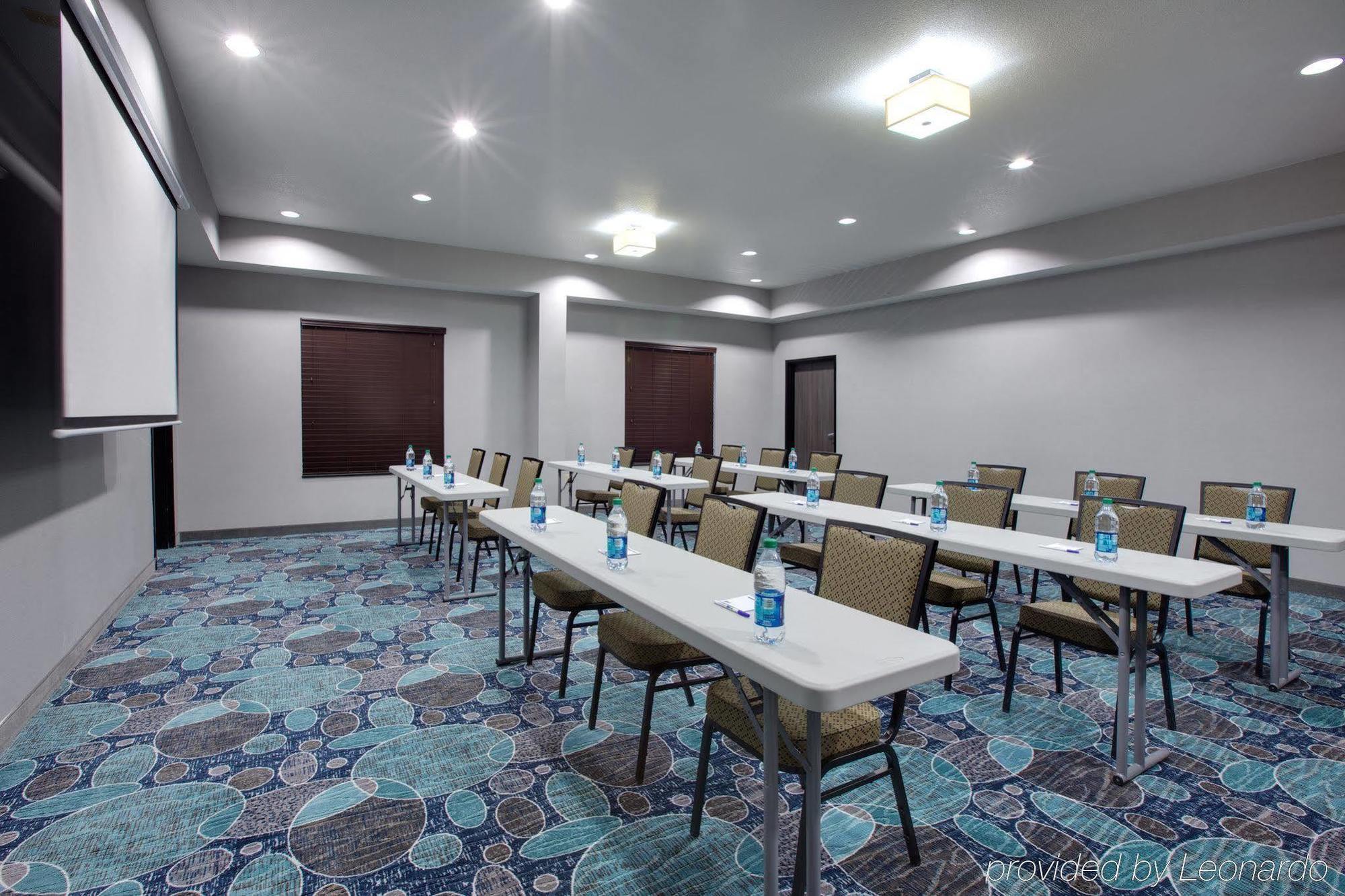 La Quinta Inn & Suites By Wyndham Northlake Ft. Worth Elizabethtown Exteriör bild